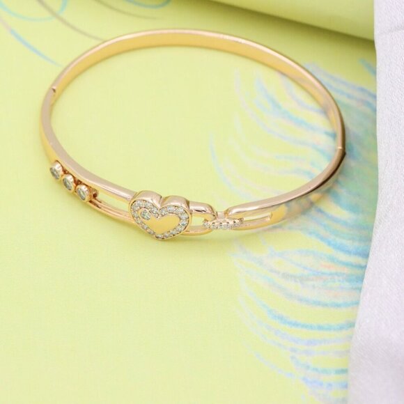 Rose Gold Bangle with Crystal Heart Center, XPBL0579 - Picture 2 of 12